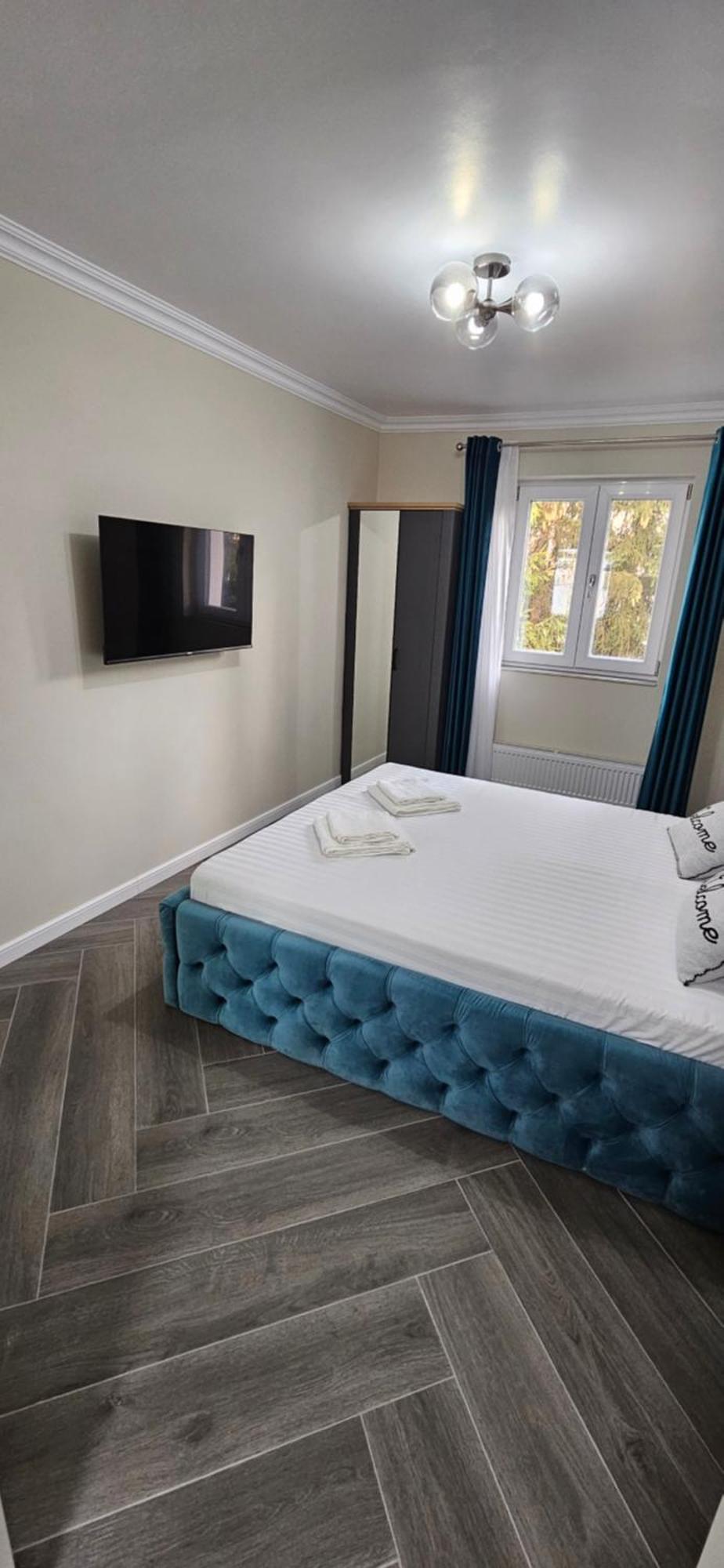 White Rezidence II Apartment Curtea de Argeş Exterior foto
